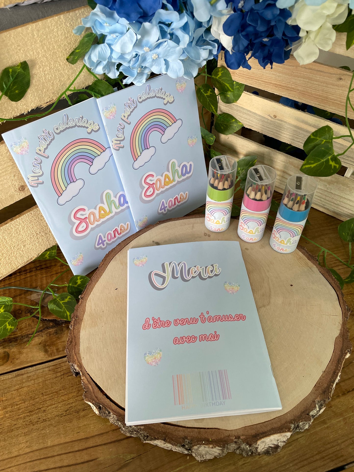 Cahier de coloriage + crayon personnalisé