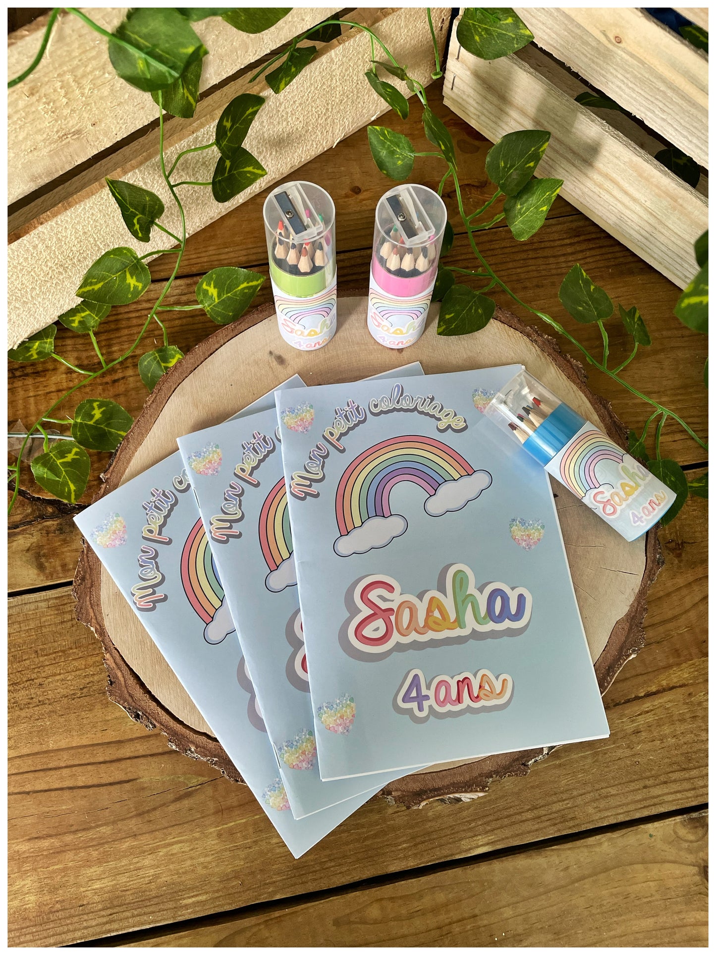 Cahier de coloriage + crayon personnalisé